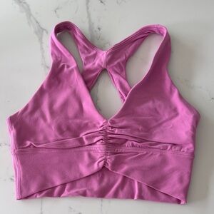 Aritzia sports bra
